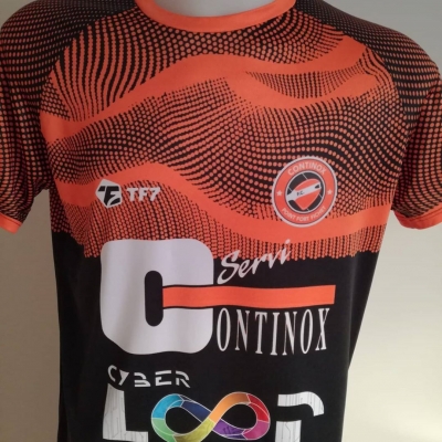 Ya tenemos las camisetas de nuestro equipo de fútbol 7 Continox Cyberloop